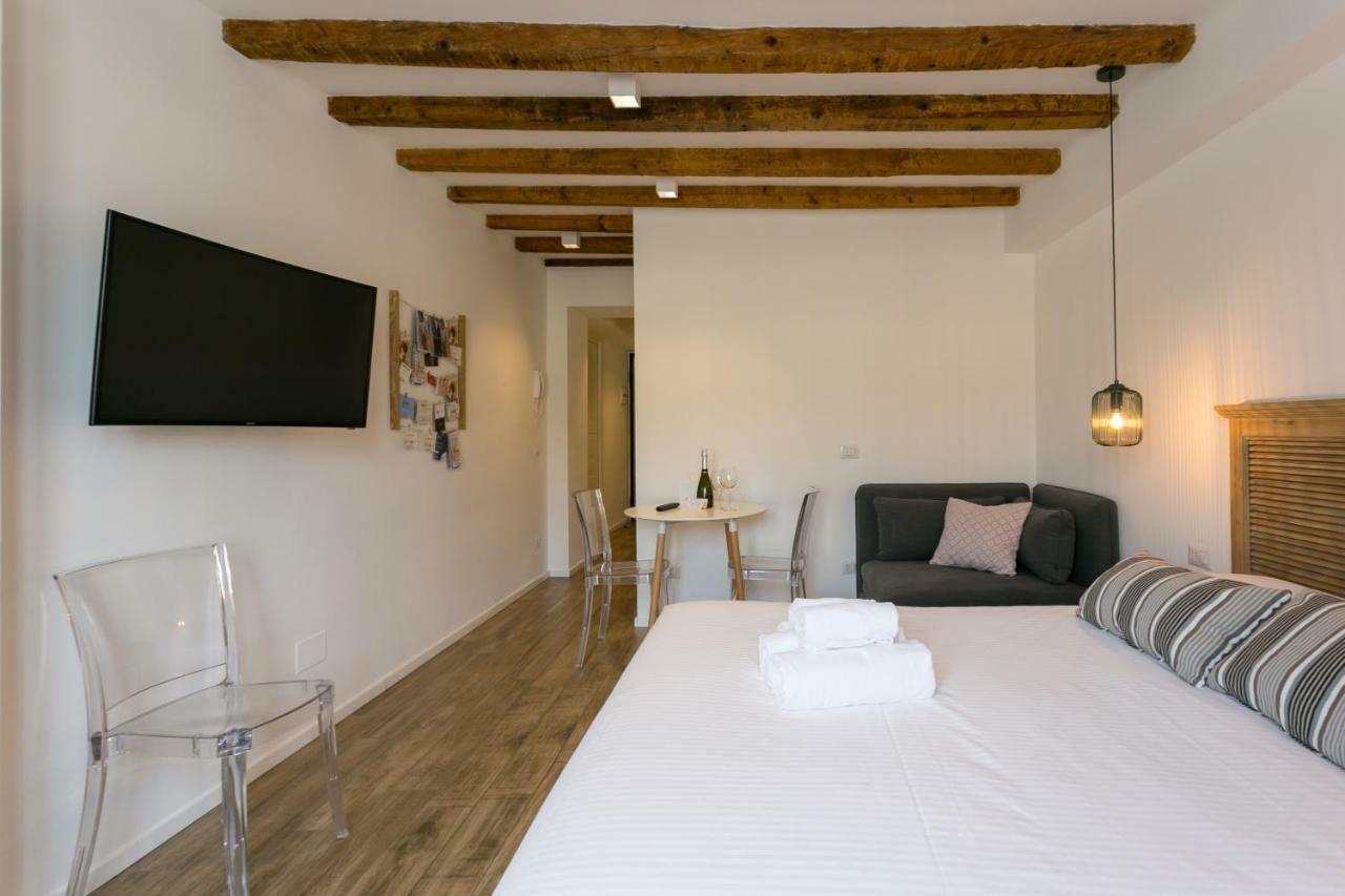 Milano Apartments Porta Genova Экстерьер фото